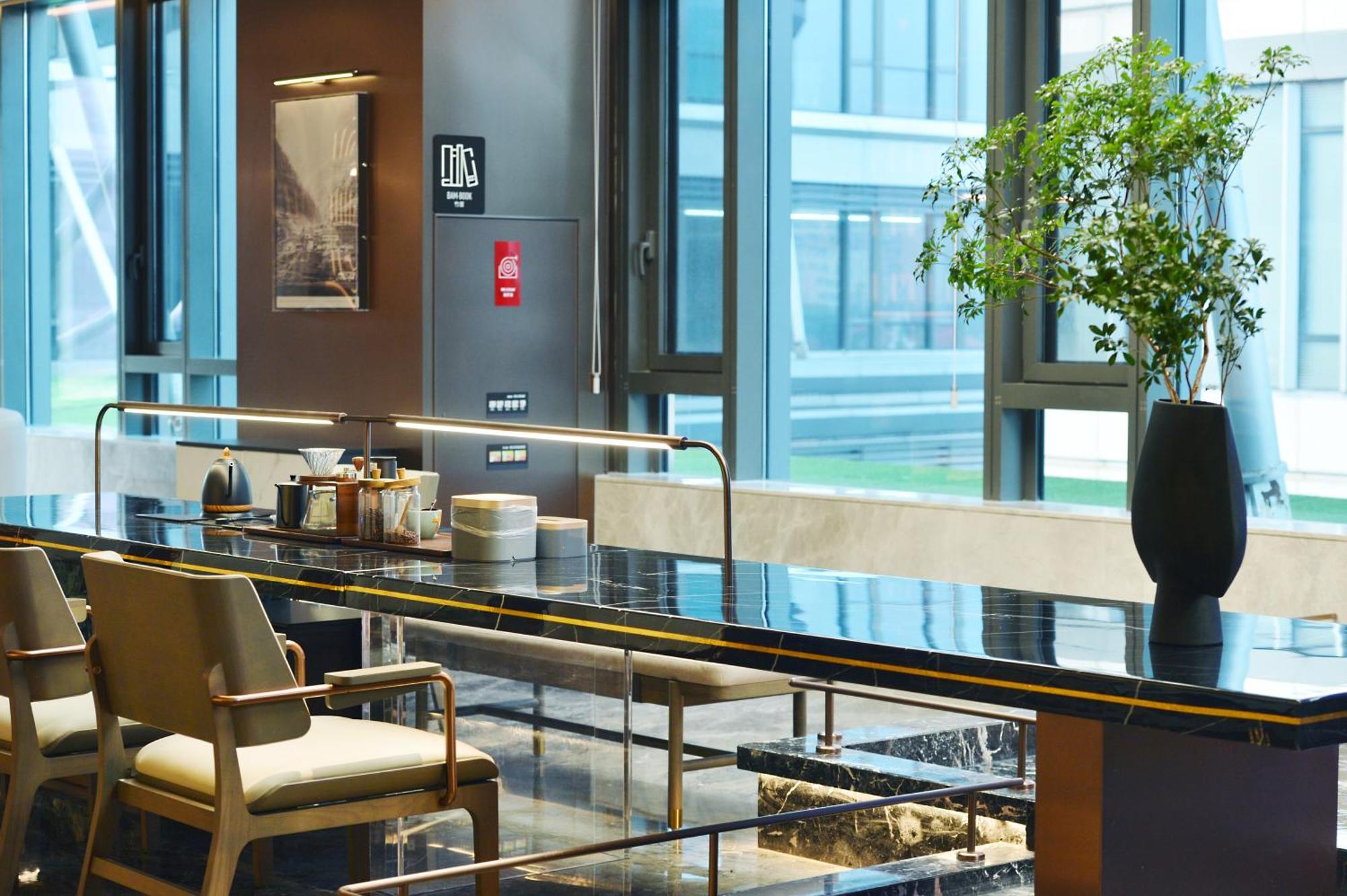 Hotel Atour S Wanyuan Road